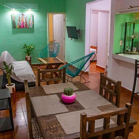 Siga'S House Cancun Centro Zewnętrze zdjęcie